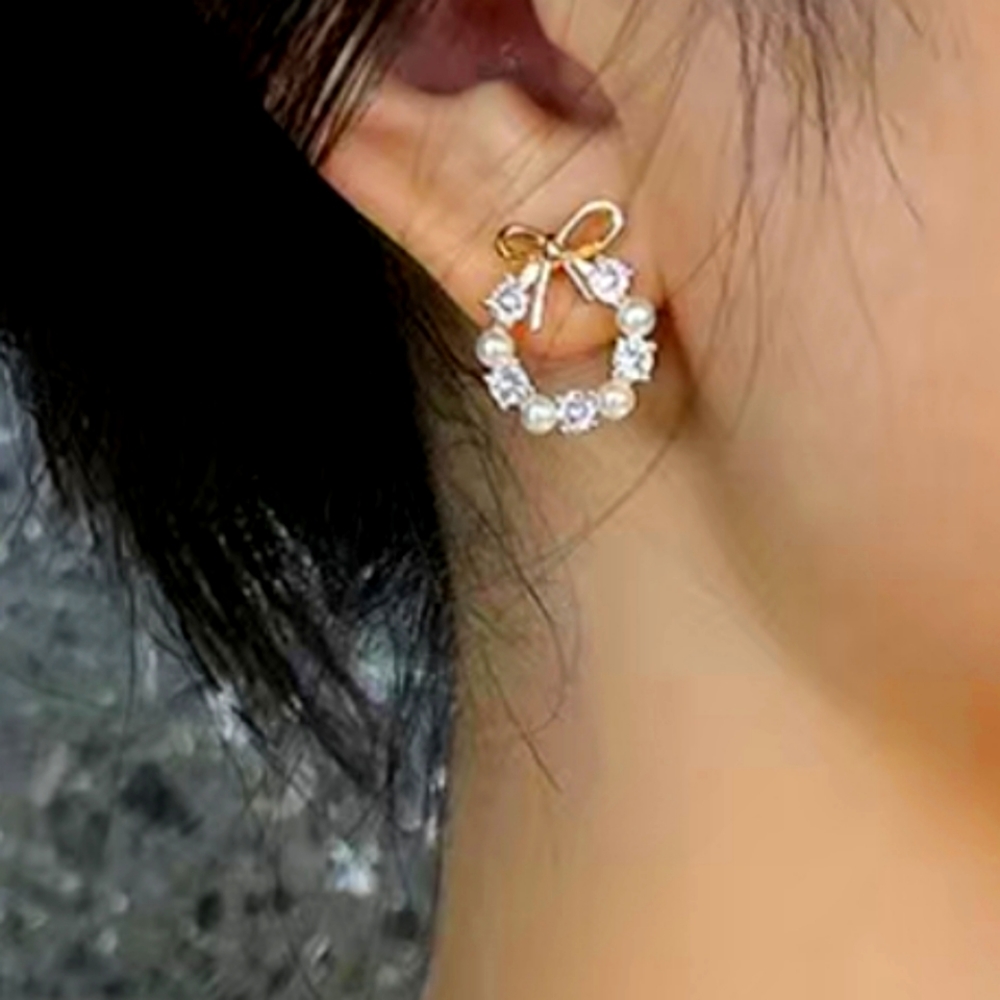 Bowknot Garland Earrings - Picture 2 of 5